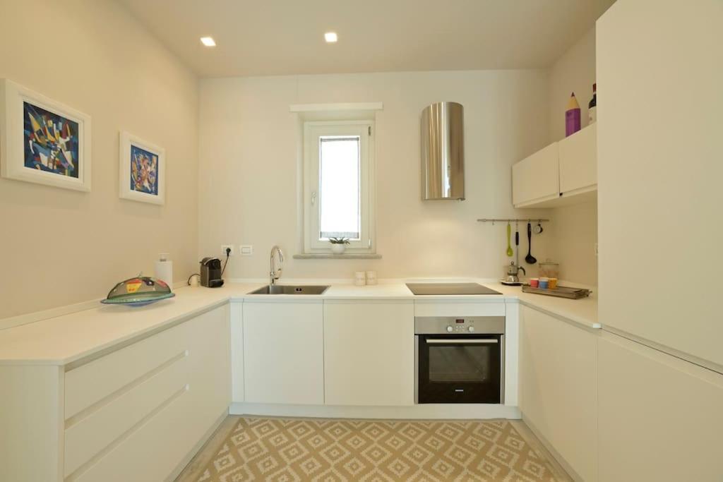 Luxury Apartament Con Garage Vista Mare Alassio Per 6 Persone Экстерьер фото